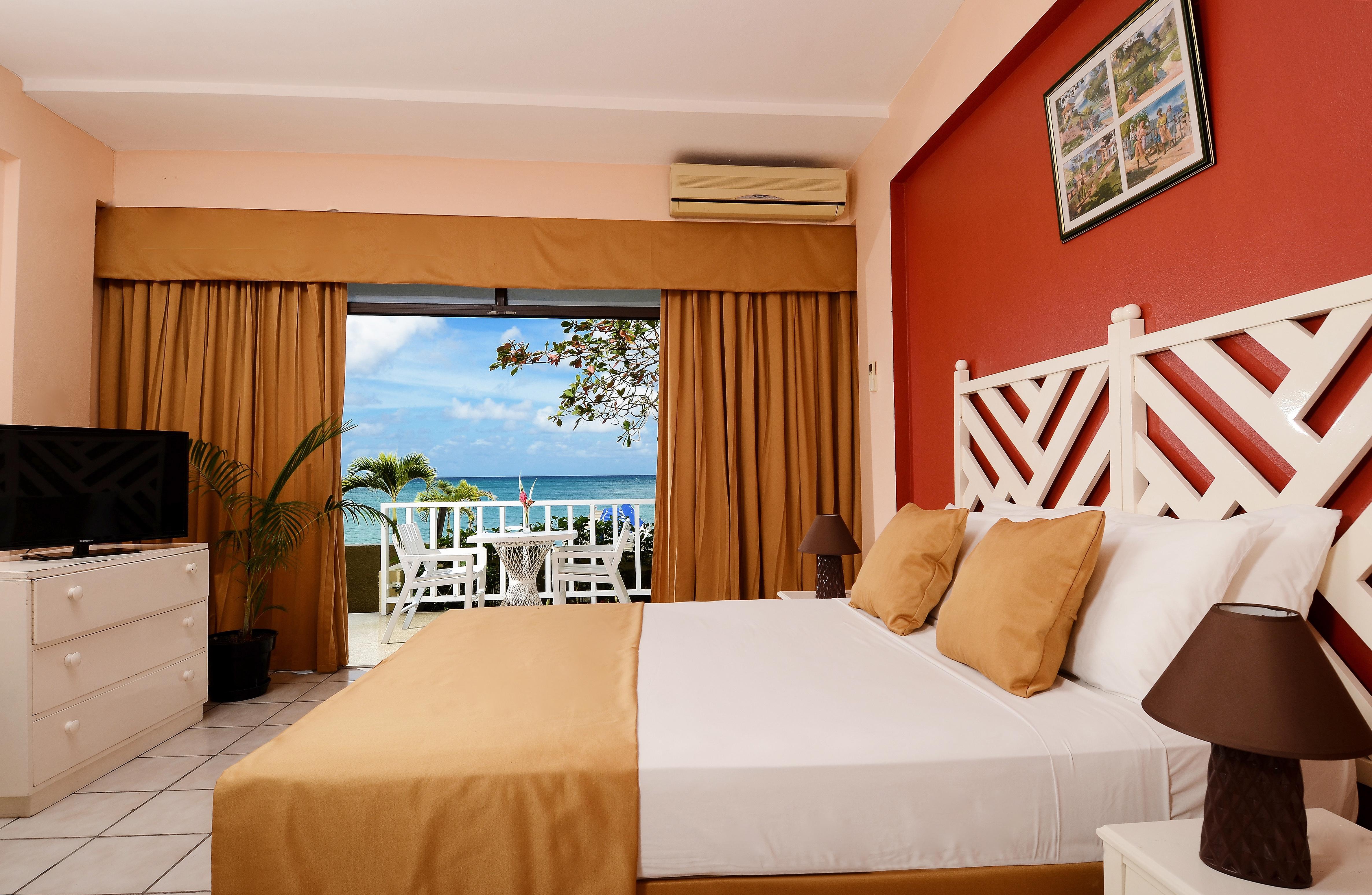 אוצ'ו ריוס Kaz Kreol Beach Hotel מראה חיצוני תמונה