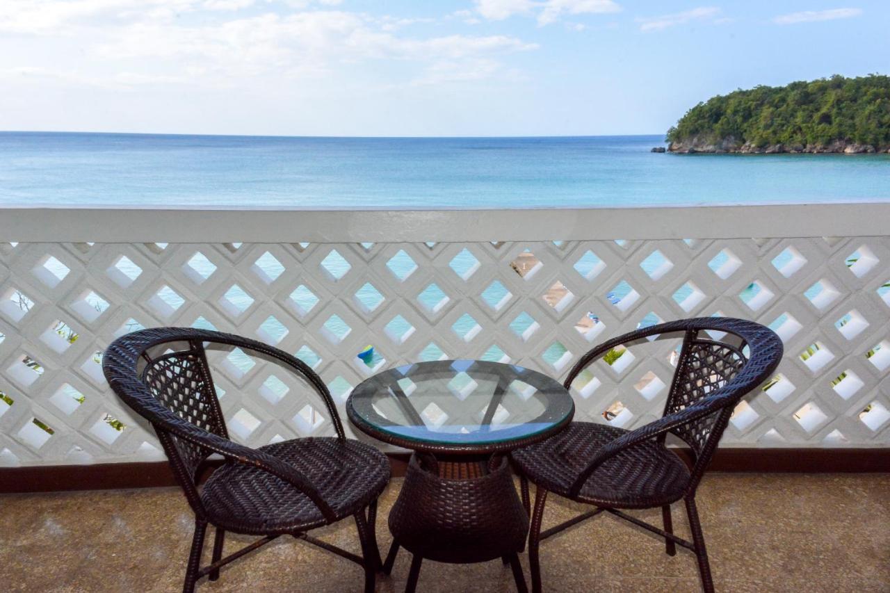 אוצ'ו ריוס Kaz Kreol Beach Hotel מראה חיצוני תמונה